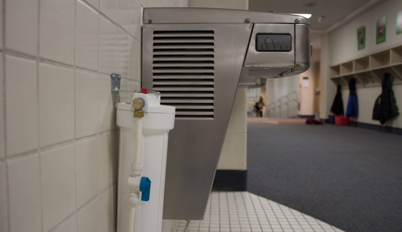 After a lead scare in October 2015, Eastern Howard Elementary School installed water filters on all their drinking water sources. (Nick Janzen/IPBS)