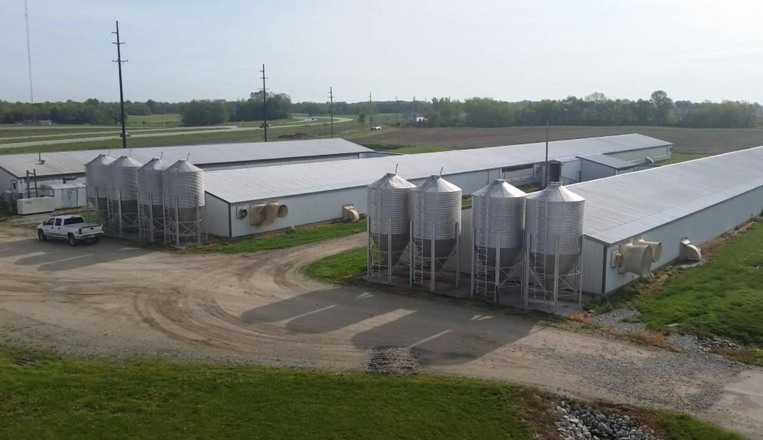 CAFOs off Route 25 in Tippecanoe County. (Annie Ropeik/IPB File Photo)