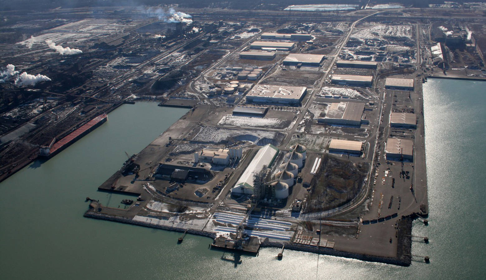 U.S. Steel's Midwest Plant in Portage, Indiana. (Galina Ovtcharova & Alexei Ovtcharov/Fotki)