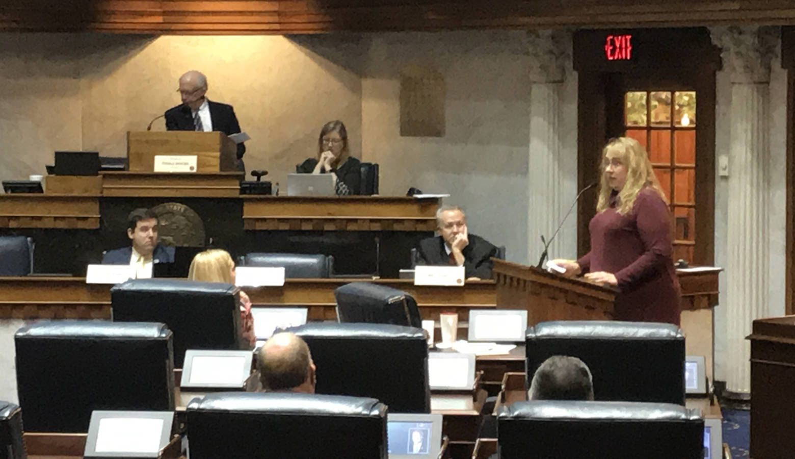 Indiana foster parent Heidi Curtis testifies before a Senate committee. (Brandon Smith/IPB News)