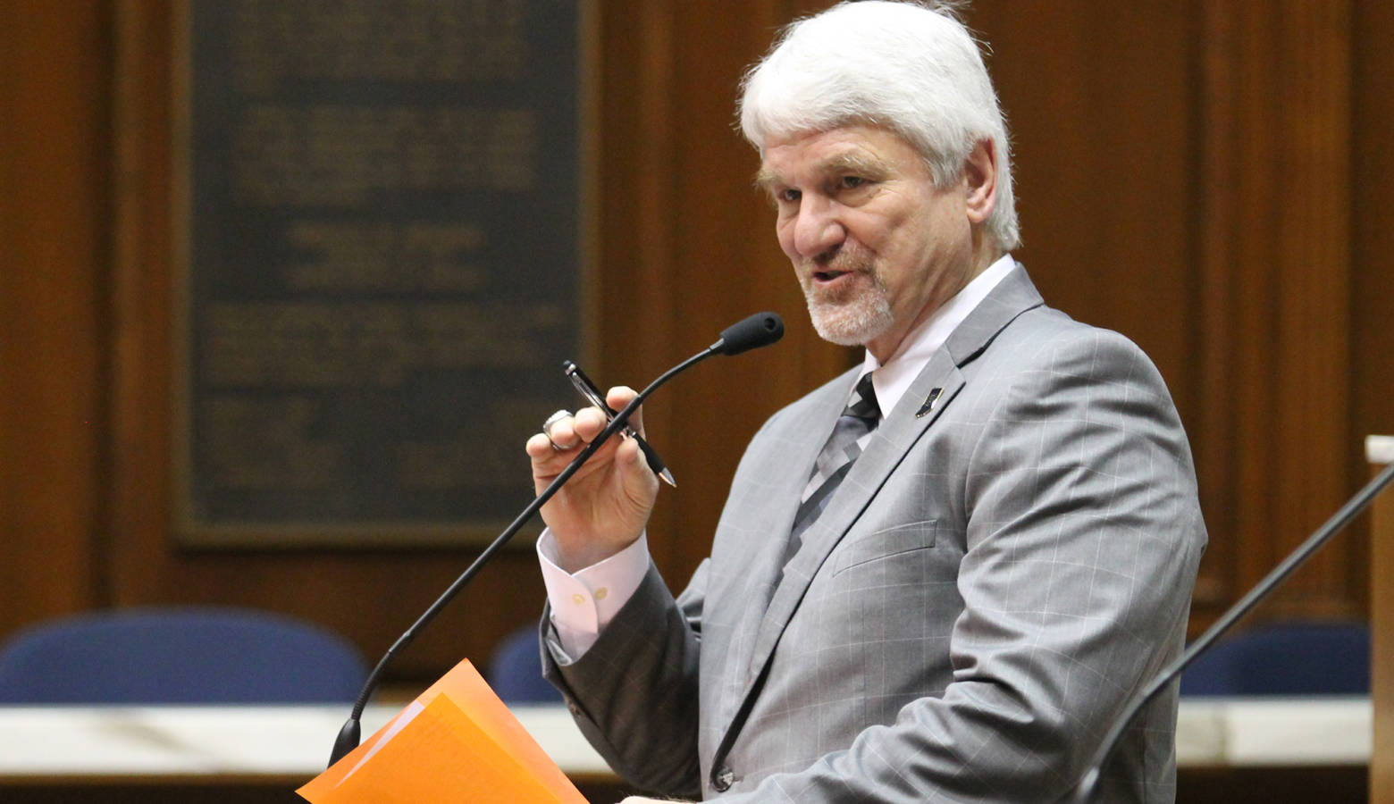 Rep. Tony Cook authored HB 1404, which outlines what metrics the state board of education should consider to use for grading schools. (Lauren Chapman/IPB News)