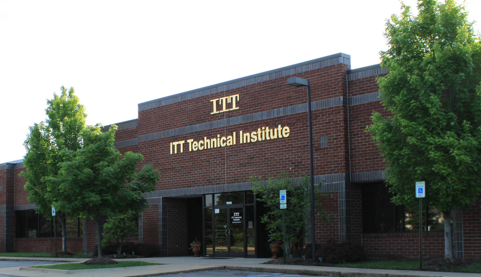 The ITT Technical Institute campus in Canton, Michigan, is one of more than 140 locations that closed as a result of the for-profit college chain's collapse.  (Dwight Burdette/Wikimedia Commons)