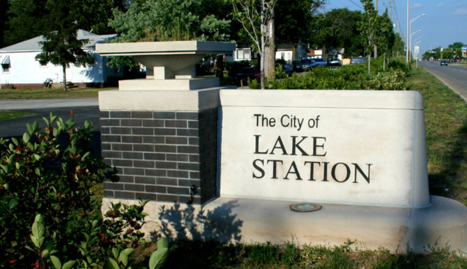 The city sign for Lake Station, 2008. (Wikimedia Commons)