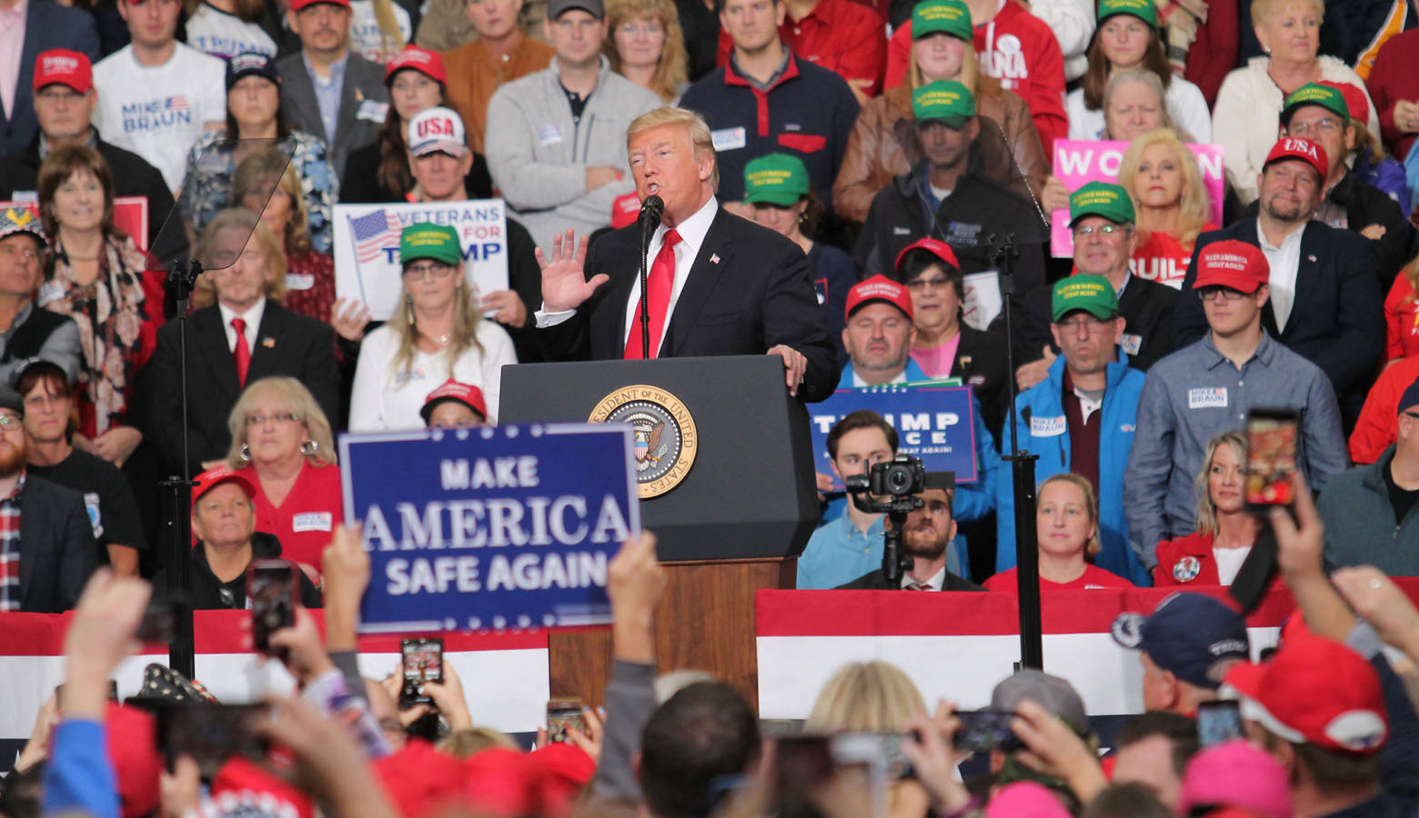 More Hoosiers approve of President Trump’s job performance than disapprove, according to the latest edition of Ball State’s Hoosier Survey. (FILE PHOTO: Lauren Chapman/IPB News)