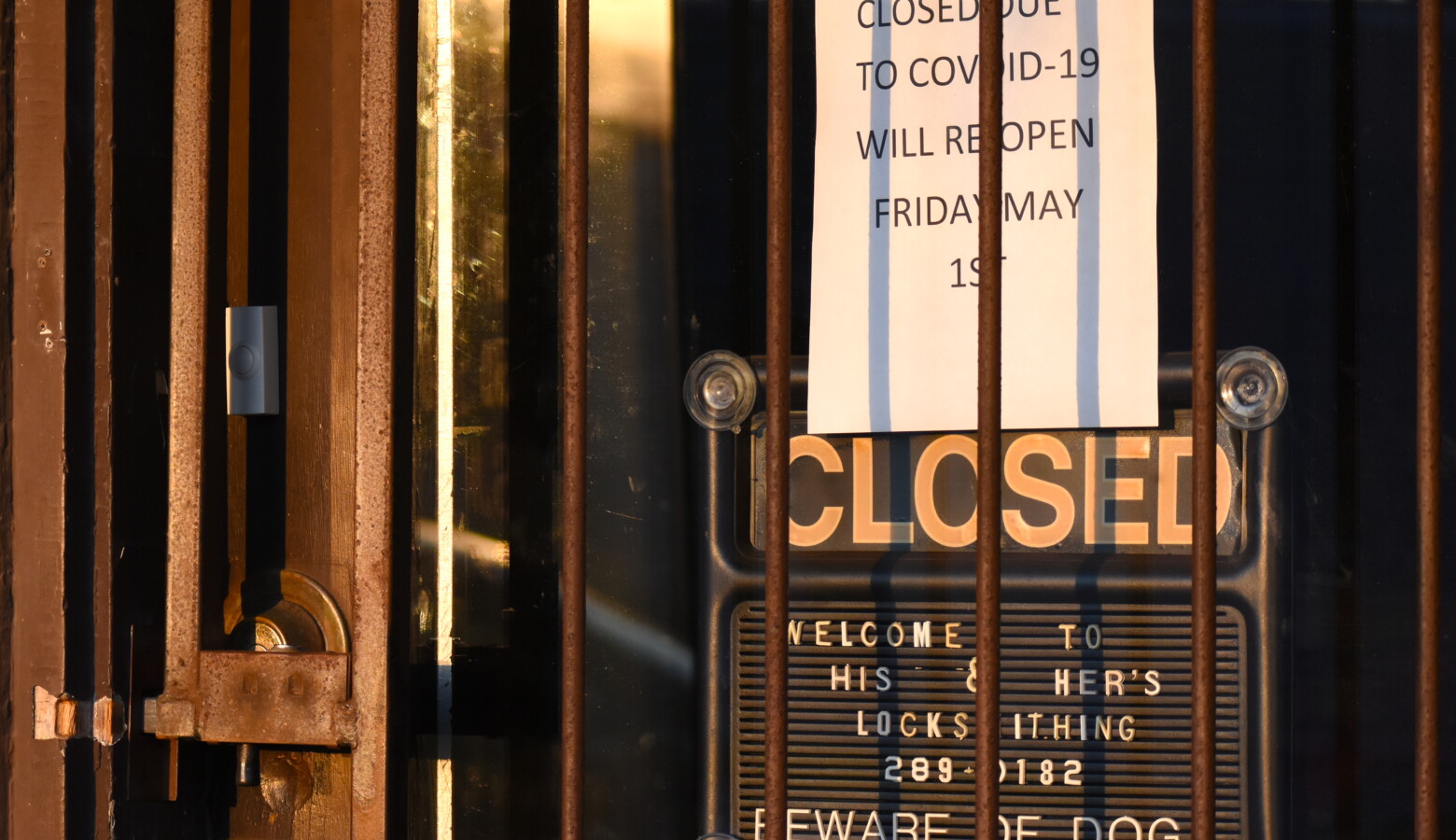 A business in South Bend temporarily closed due to COVID-19. (Justin Hicks/IPB News)