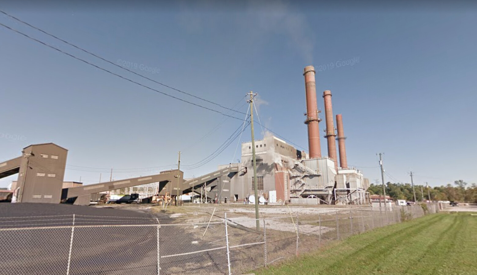 Switching from coal to natural gas at Indianapolis Power & Light's Eagle Valley Generating Station helped Morgan County to lower its sulfur dioxide emissions. (Courtesy of Google Maps.)