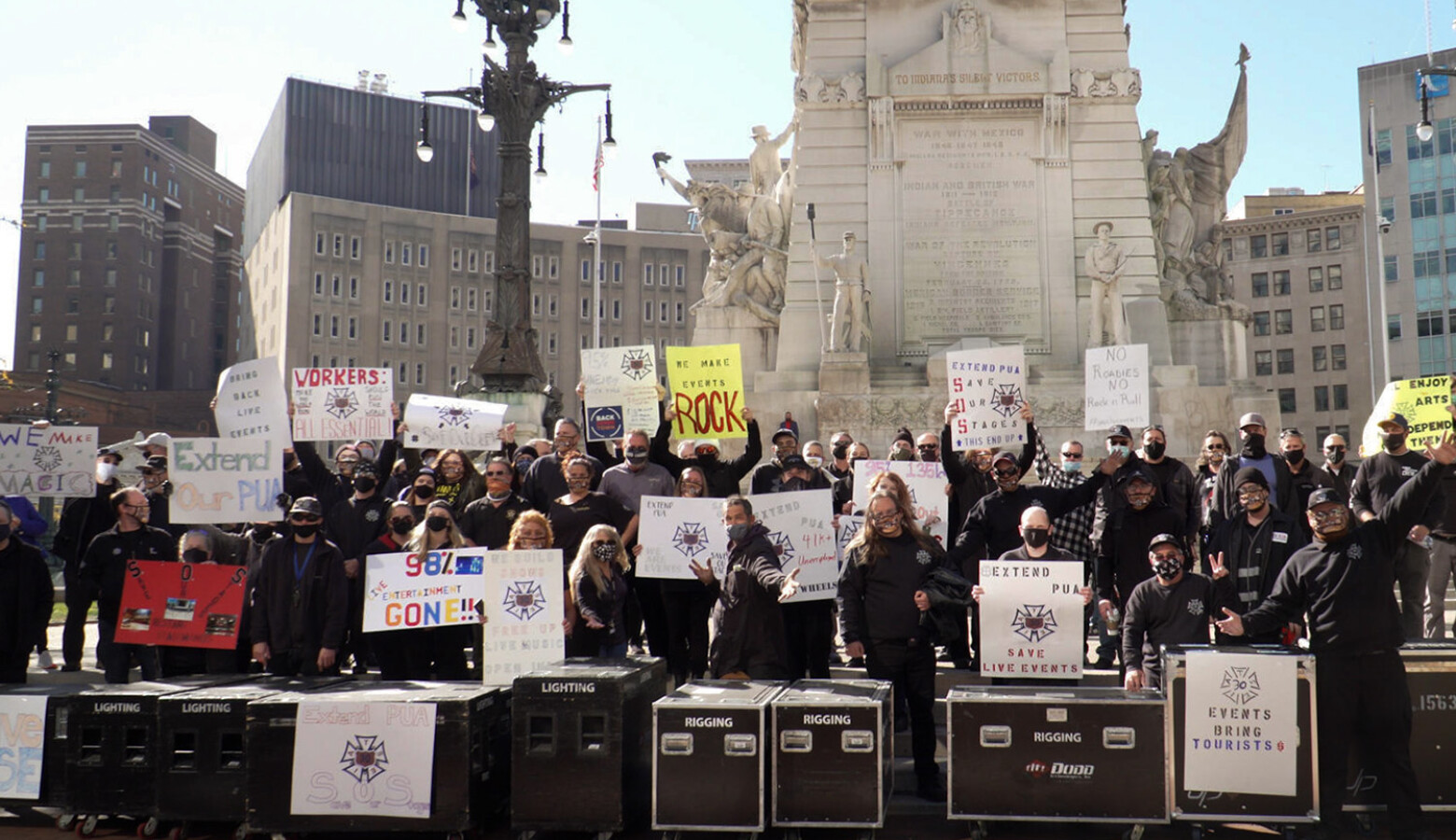 Live event and entertainment workers rally in Indianapolis. (Alan Mbathi/IPB News)