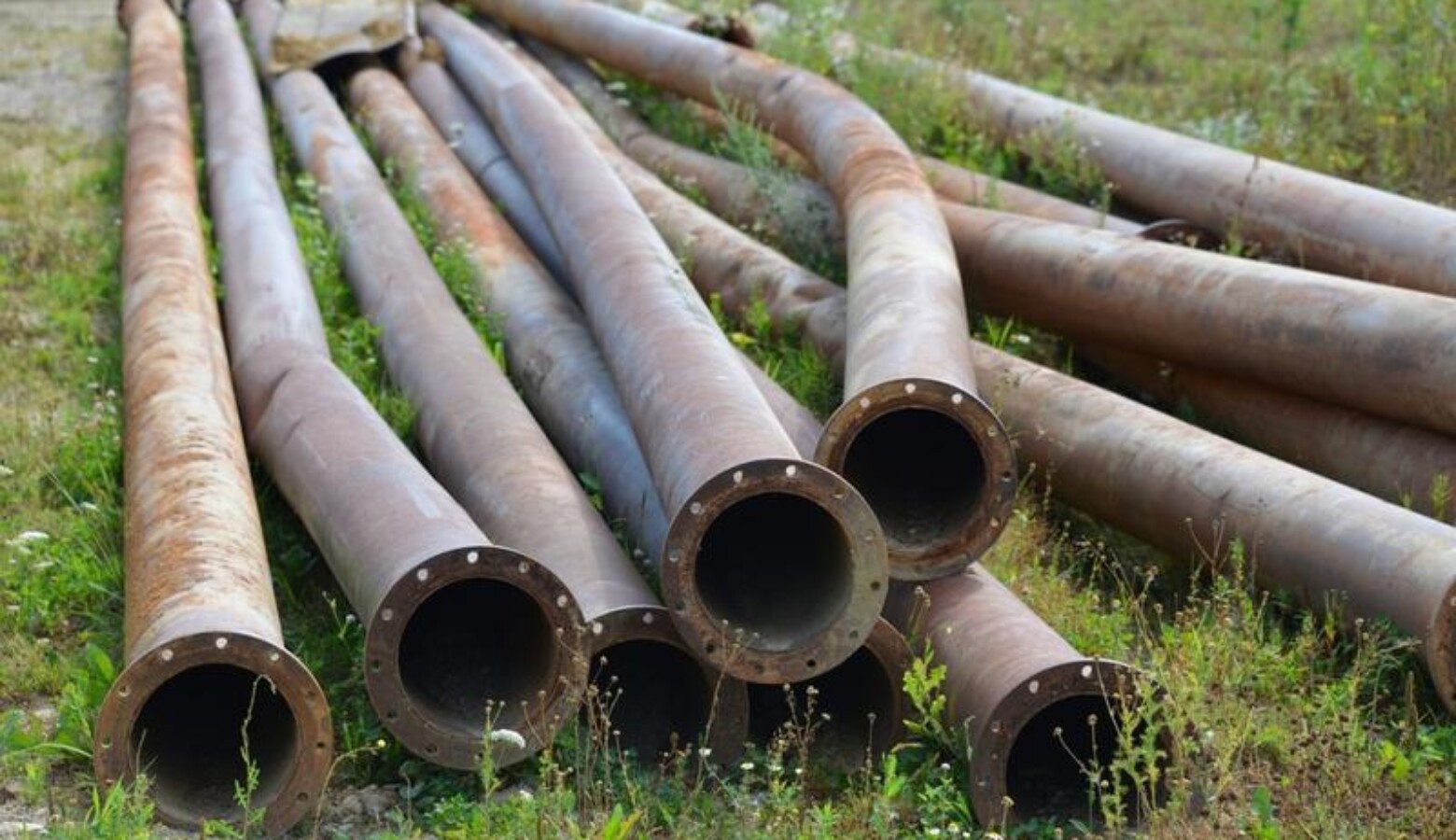 The Biden administration's budget proposal includes replacing all lead water pipes and service lines. (Pixabay)